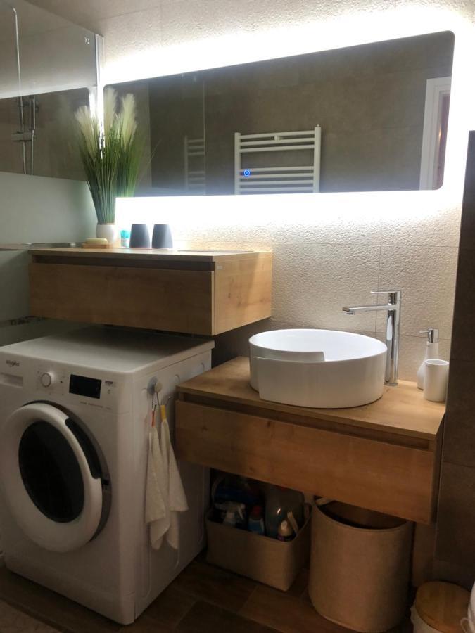 Studio Apartman Avenija *** Slavonski Brod Extérieur photo