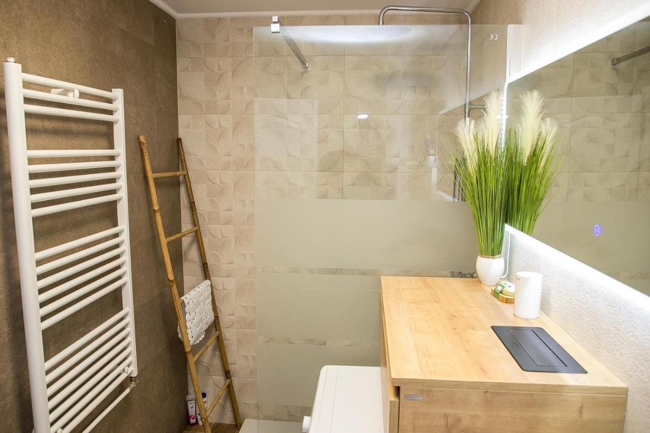 Studio Apartman Avenija *** Slavonski Brod Extérieur photo