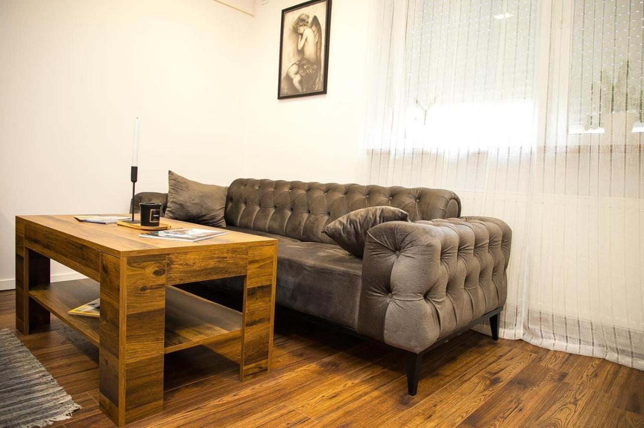 Studio Apartman Avenija *** Slavonski Brod Extérieur photo